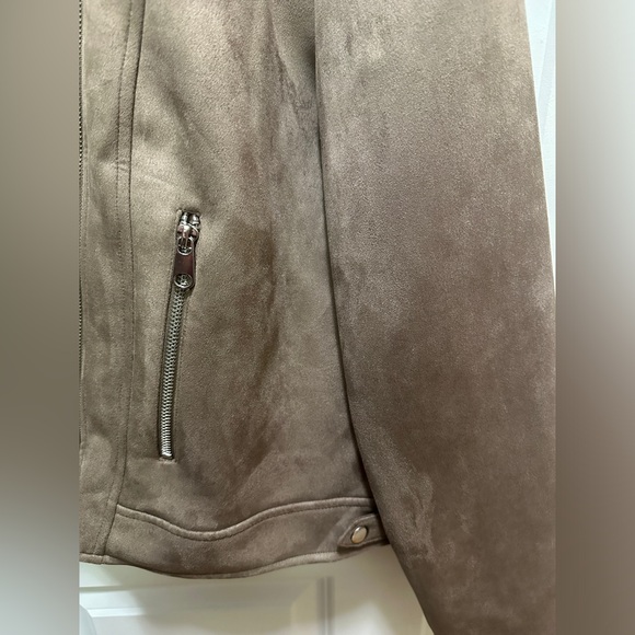 Vero Moda Curve Faux Suede Jacket NWOT - Picture 13 of 16